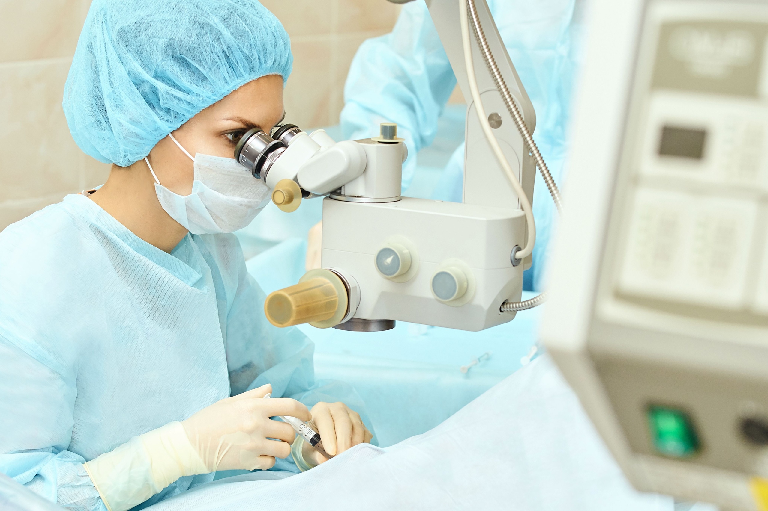 How to Choose Your LASIK Surgeon